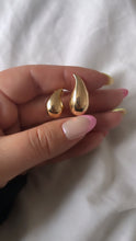 Load image into Gallery viewer, Gold Teardrop Earring