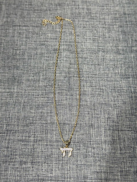 Small Chai Gold Necklace